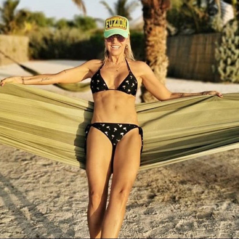 Bikini Gold Palms on Black